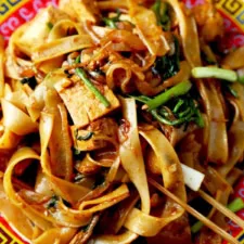 Tofu Chow Fun With Watercress