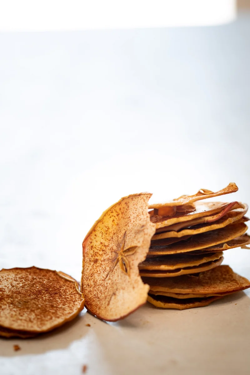 Chips de Manzana al Horno (Saludables y Sin Azúcar)