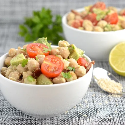 Ensalada de Aguacate, Panceta y Garbanzos