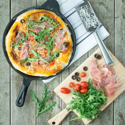 Prosciutto di San Daniele & Grana Padano Pizza