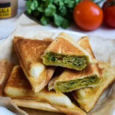 Bombay Omelette Toasties
