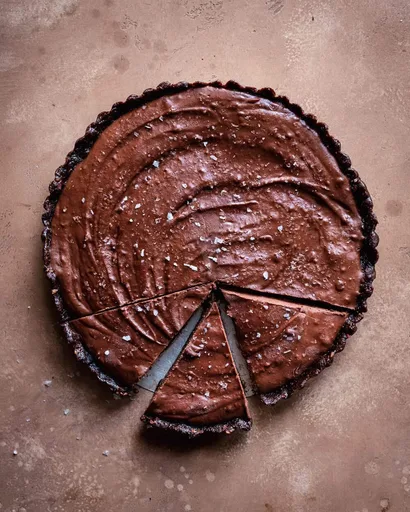 Vegan Salted Chocolate Cream Tart