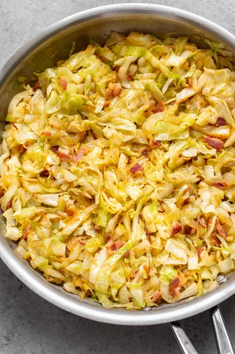 Bacon con repollo