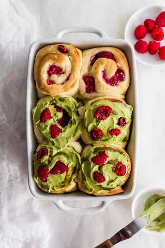 Matcha Raspberry Cream Cheese Rolls