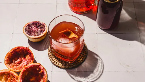 Receta mejorada de cóctel Destornillador de naranja sanguina
