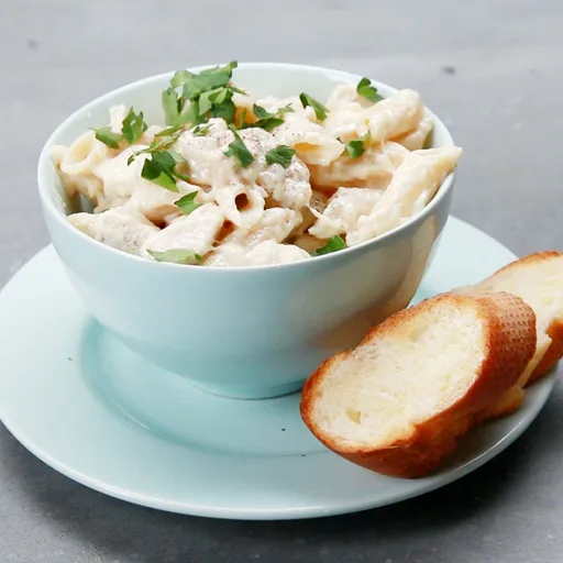 Receta de Alfredo de pollo en una sola sartén por Tasty