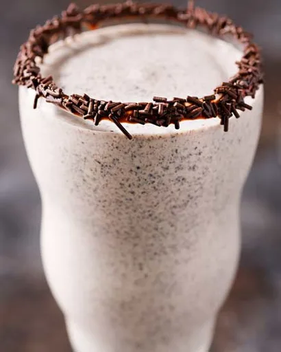 Boozy Baileys Oreo Milkshake Recipe