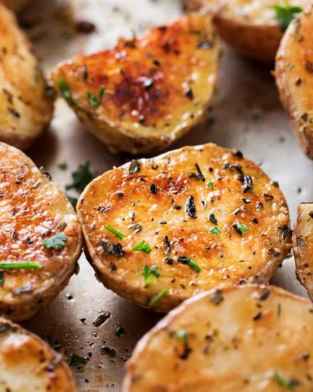 Patatas crujientes al horno estilo griego