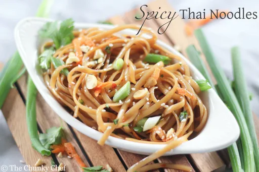 Fideos picantes tailandeses