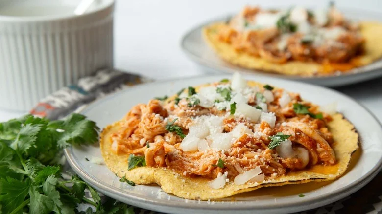 Slow Cooker Chicken Tinga Recipe