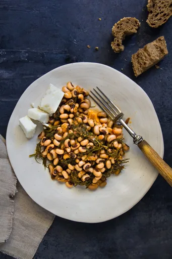 Black-Eyed Beans with Wild Fennel Greens