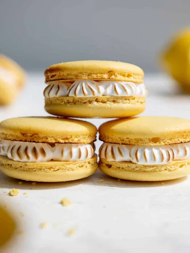Lemon Meringue Macarons