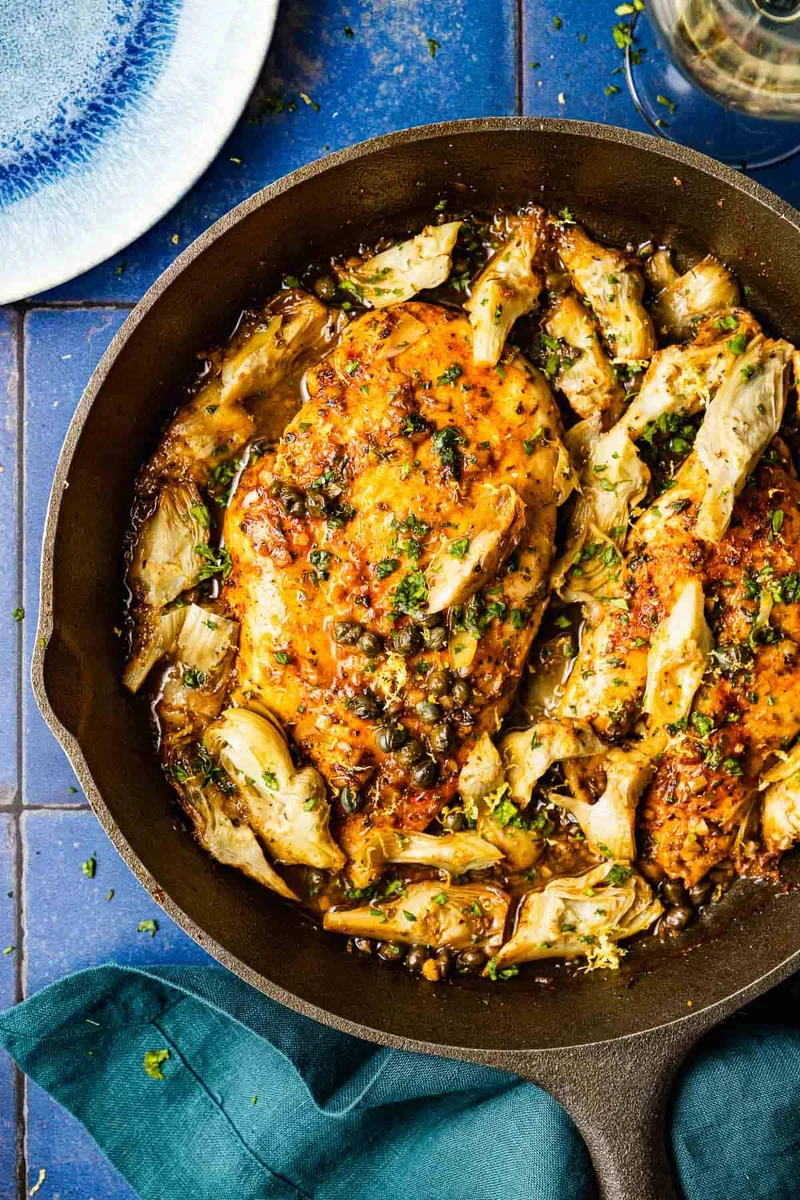 Baked Artichoke Chicken in White Wine Sauce