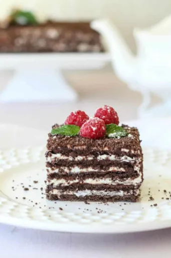No-Bake Chocolate Spartak Cake Recipe