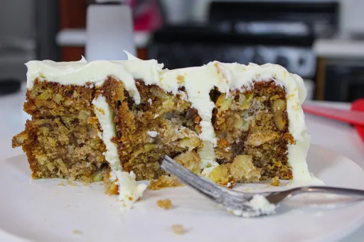 Old-Fashioned Apple Cake
