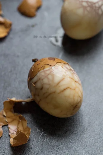 Chinese Tea Eggs (Marbled Eggs)