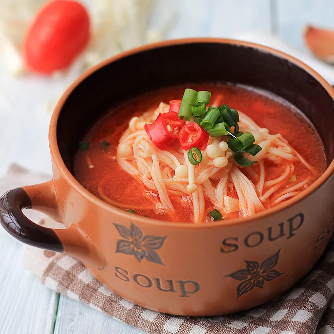 Easy Enoki Mushroom Soup