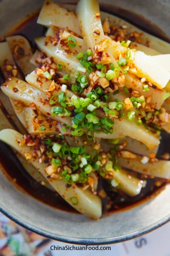 Mung bean jelly noodles