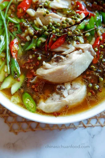 Pollo a la pimienta de Sichuan
