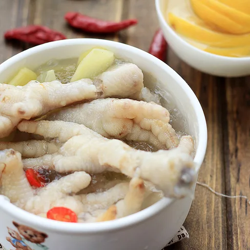 Patas de pollo agridulces