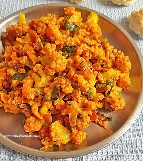 Poriyal de coliflor sin cebolla ni ajo