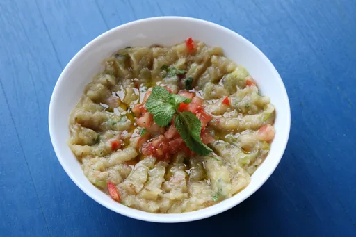 Lebanese Roasted Eggplant Salad (Salatet Rahib)