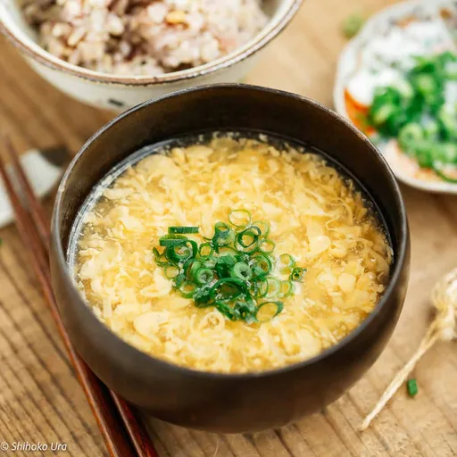 Kakitamajiru (Japanese egg drop soup) かきたま汁