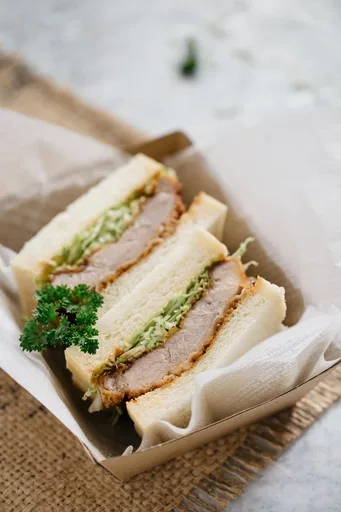 Katsu Sando カツサンド