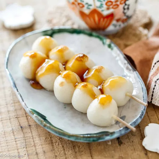 Mitarashi Dango みたらし団子