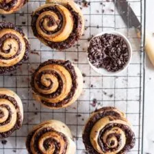 Earl Grey Buns with Dark Chocolate Filling