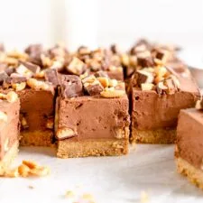 No-Bake Snickers Cheesecake