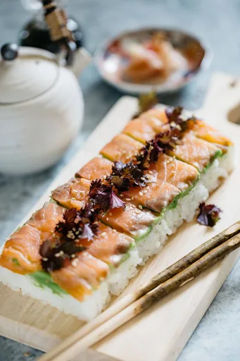 Oshi-Sushi