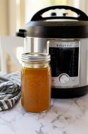 Instant Pot Chicken Broth