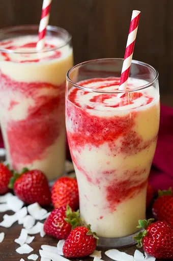 Batido de piña colada y fresa
