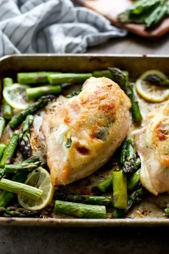 Pollo relleno de queso de cabra