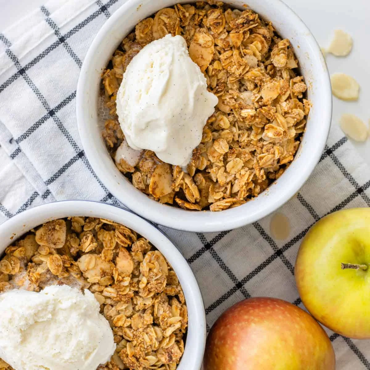 Healthy Apple Crumble