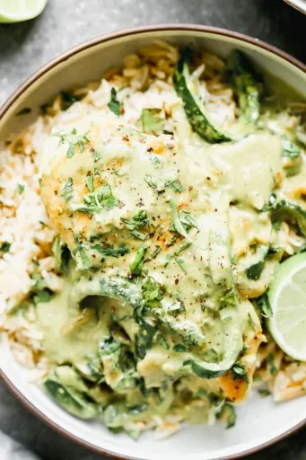 Pollo cremoso con chile poblano