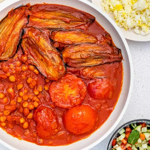 Turnip and meat stew (Qorma Shalgham)