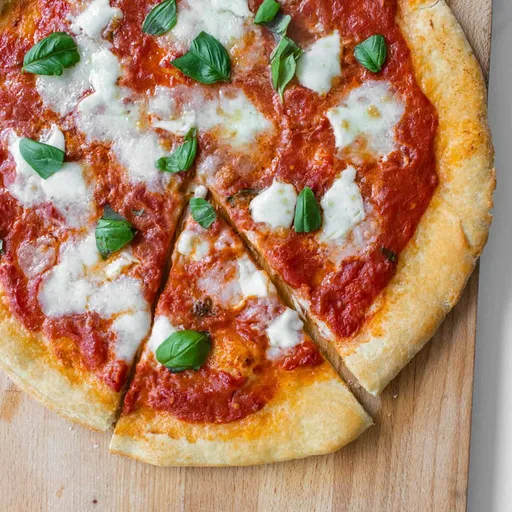 Italian Pizza - Easy Steps