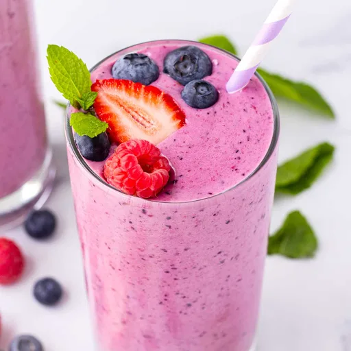 Batido de frutos rojos con yogur