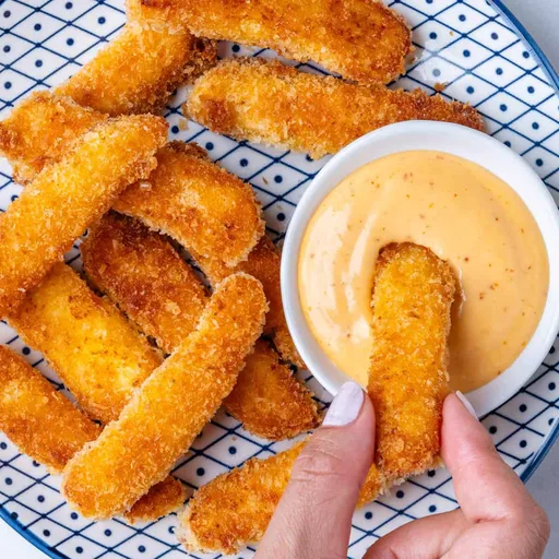 Crispy Halloumi Fries (Air Fryer, Pan Fry or Oven Baked)
