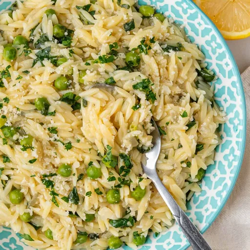 Lemon Orzo (Creamy Zesty One Pot)