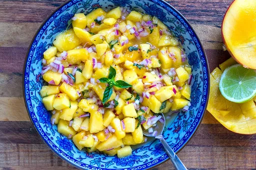 Salsa de mango para pescado o pollo