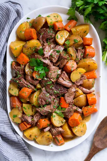 Carne guisada en olla de cocción lenta