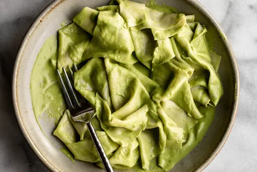 Pasta cremosa al pesto