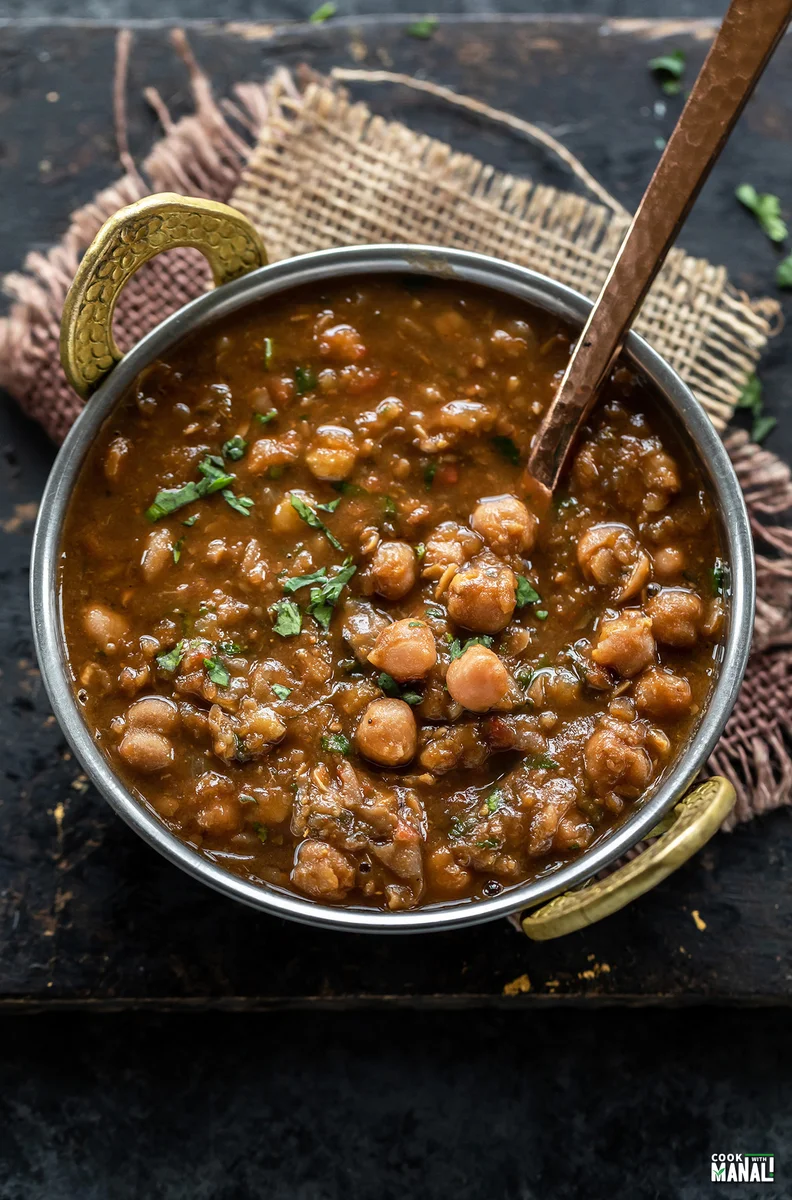 Chole Recipe (Punjabi Chole Masala)