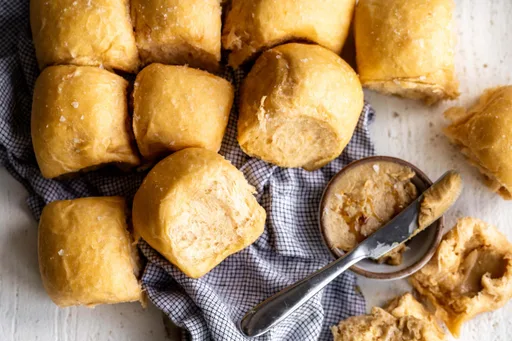 Sweet Potato Dinner Rolls with Whipped Cane Sugar Syrup Butter