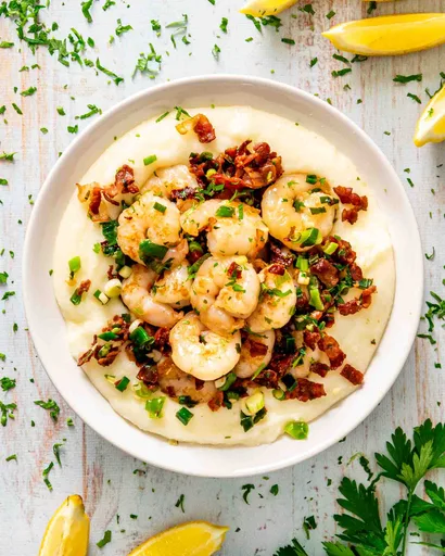 Camarones con sémola de maíz