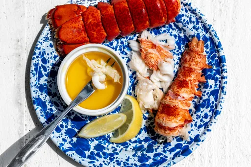 Cómo cocer colas de bogavante