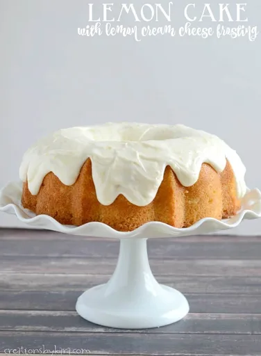 Pastel de limón en molde Bundt